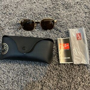 New Authentic RAY-BAN RB3664 001/33 Gold Sunglasses Brown Gradient Lenses